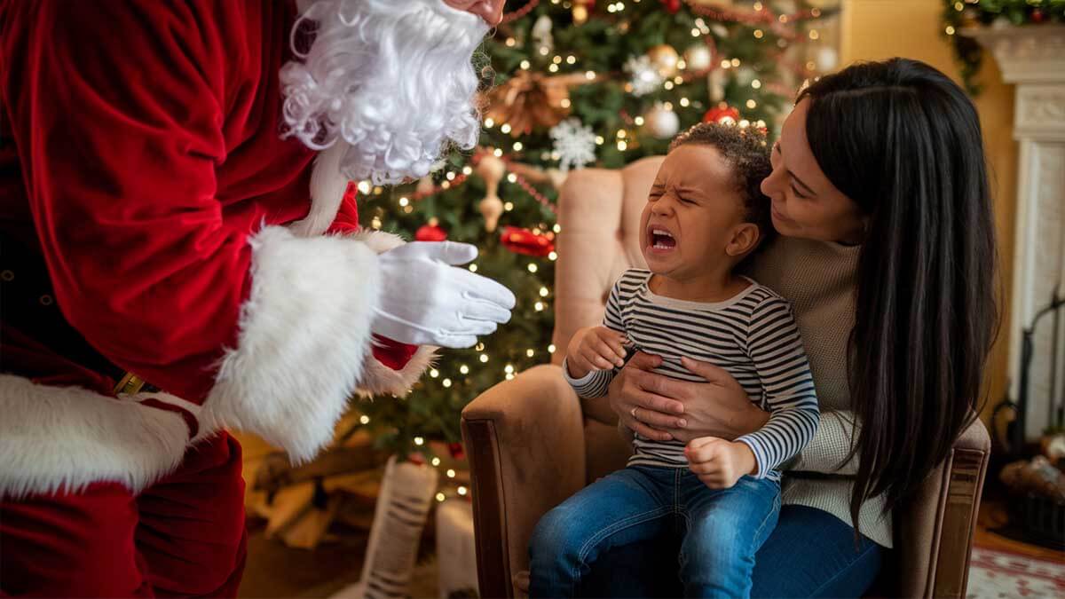 Votre enfant a peur du Père Noël ? Un expert dévoile pourquoi et comment réagir efficacement